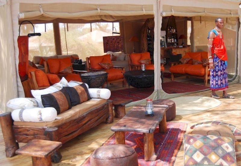 Elephant Bedroom Camp Archers Post Экстерьер фото
