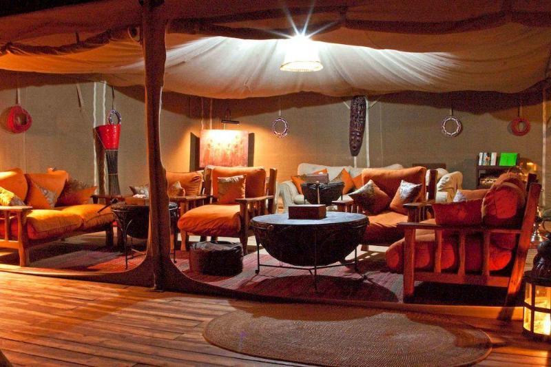 Elephant Bedroom Camp Archers Post Экстерьер фото